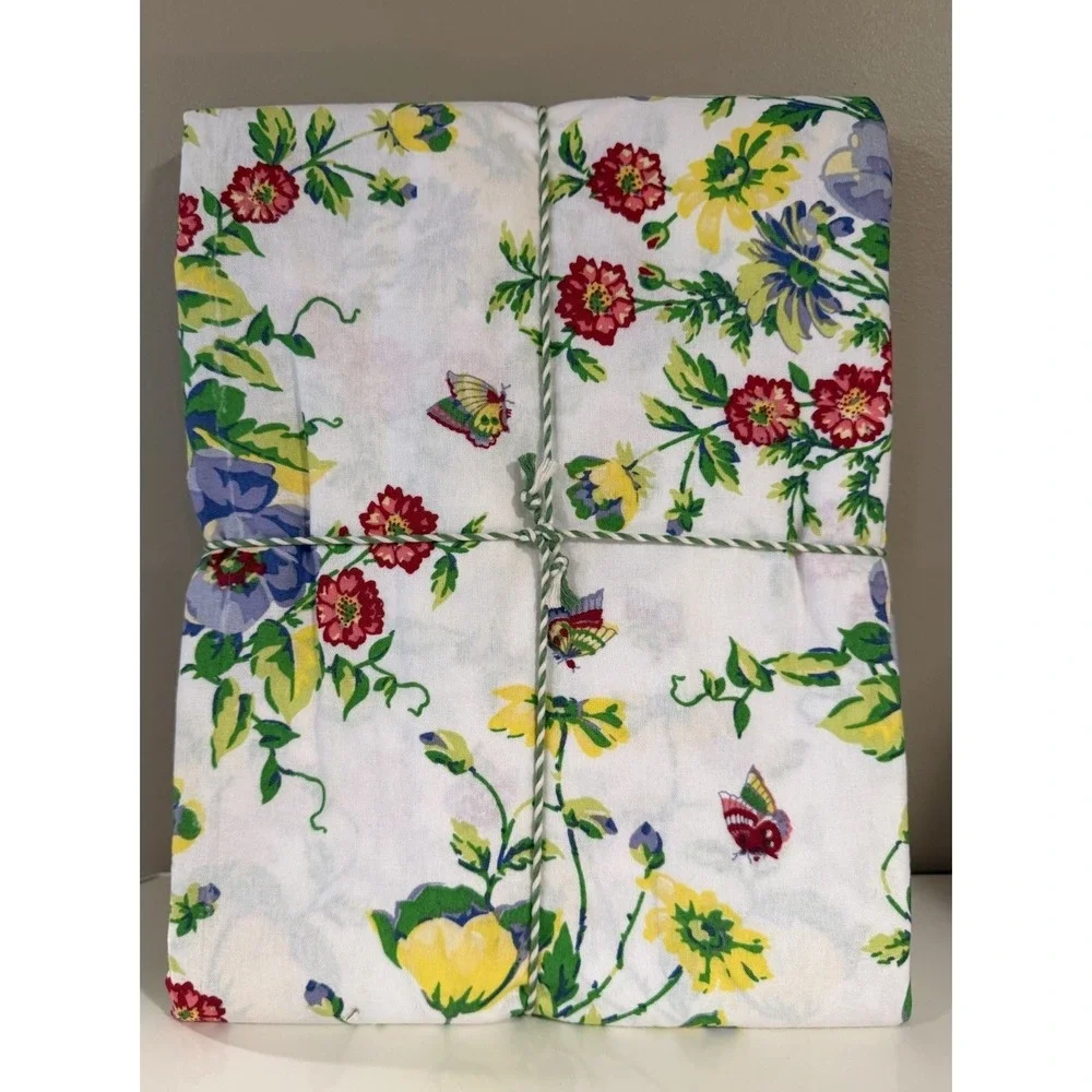 BEAUTIFUL NEW! April Cornell Tablecloth 70